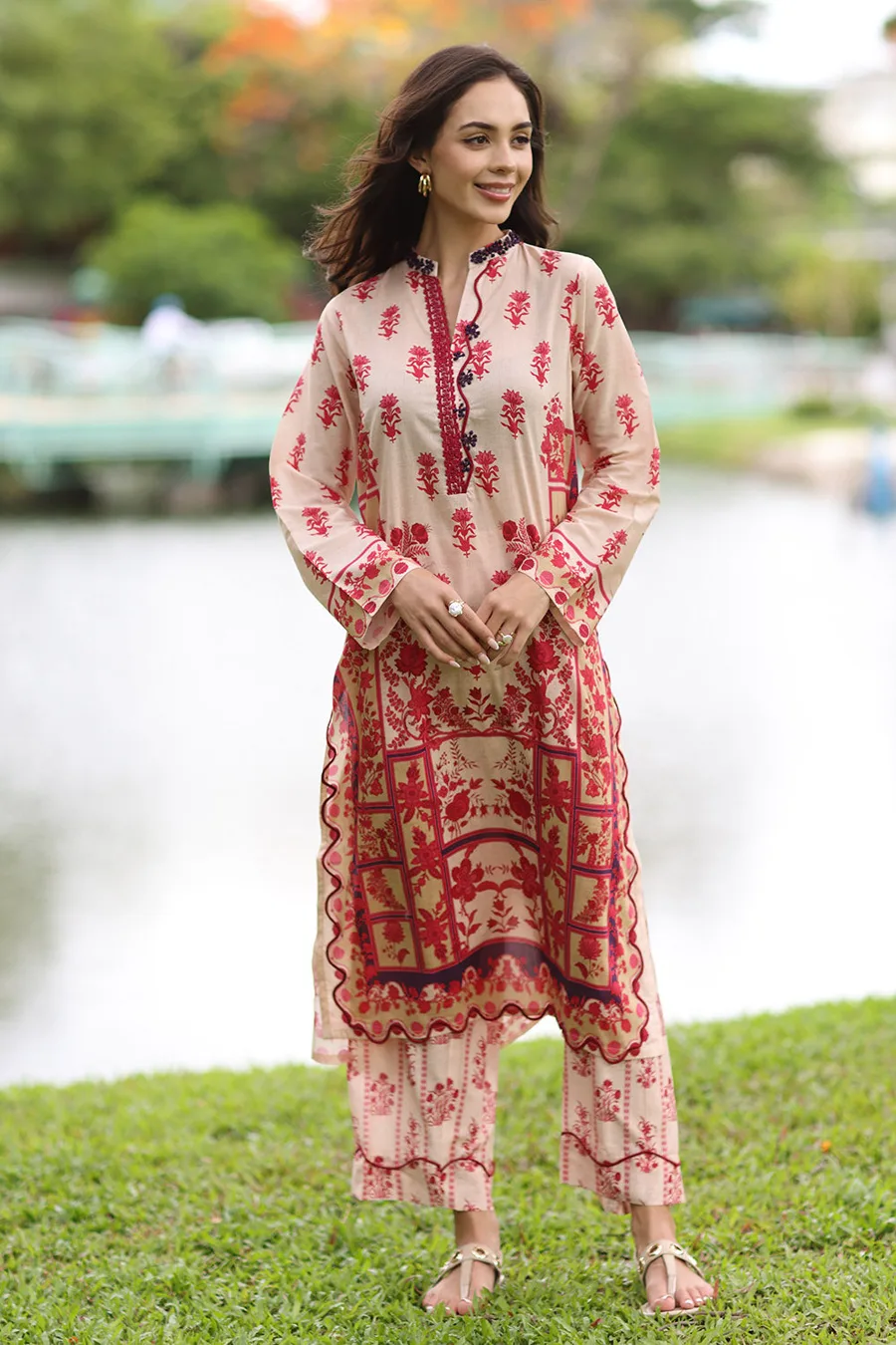 Gul Ahmed — 2 Piece Printed Lawn Suit with Printed Trouser