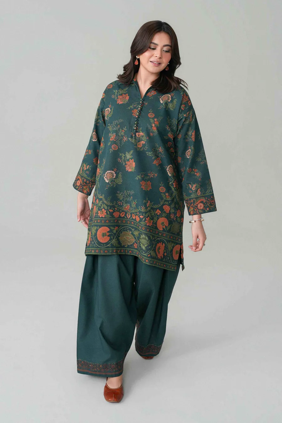 Nishat Linen — 2 Piece - Digital Printed Suit - U2ST-NISHA26WV1-39