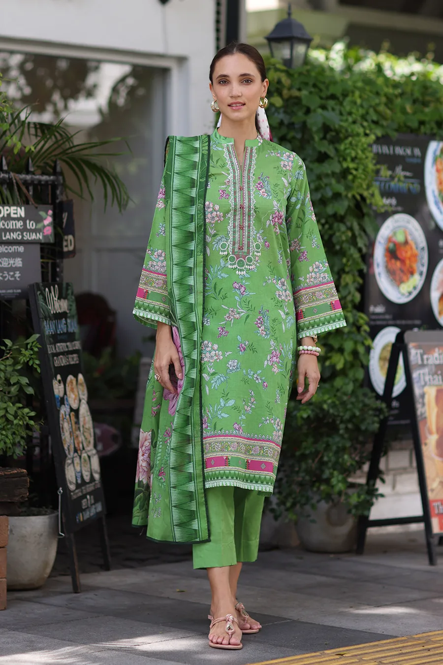 Gul Ahmed — 3 Piece Embroidered Lawn Suit with Printed Lawn Dupatta