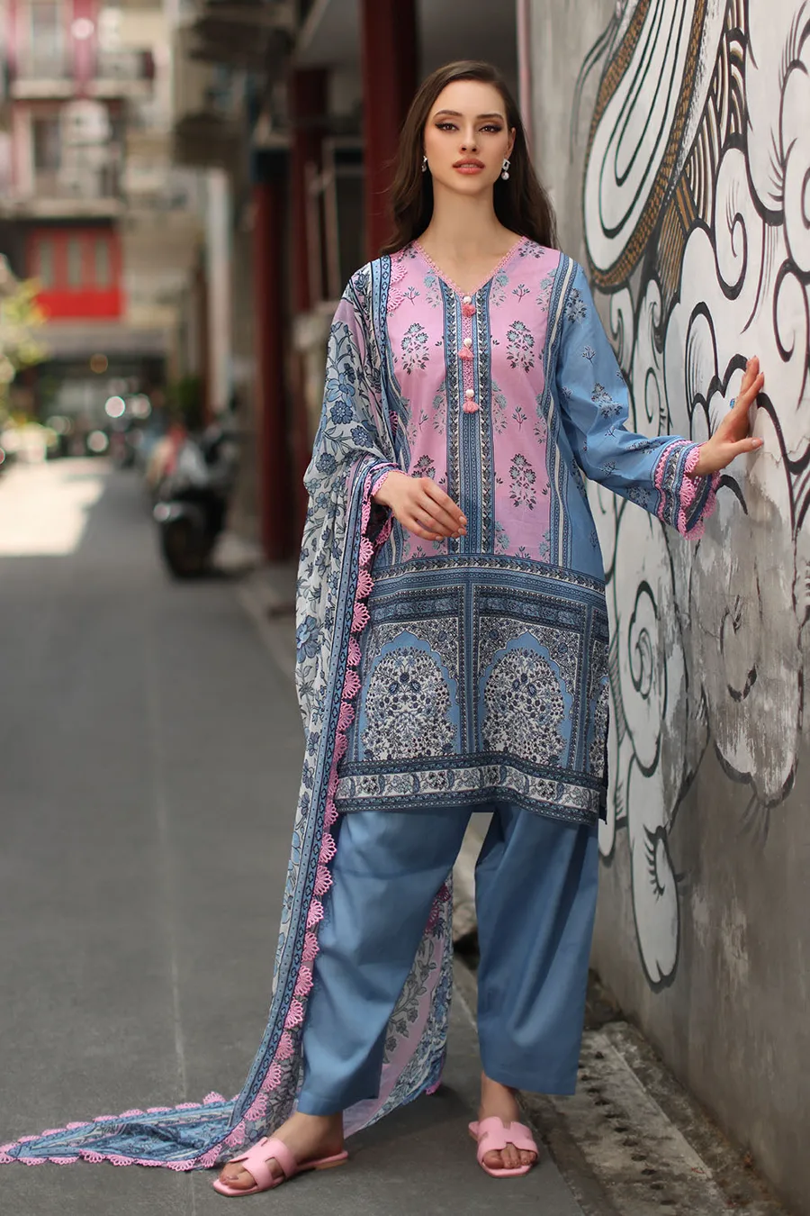 Gul Ahmed — 3 Piece Printed Lawn Suit with Printed Chiffon Dupatta