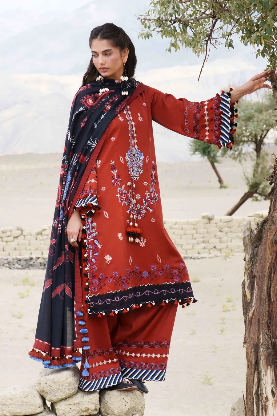 Nishat Linen — 3 Piece - Printed Embroidered Suit - U3PE-NISHA26WV1-217