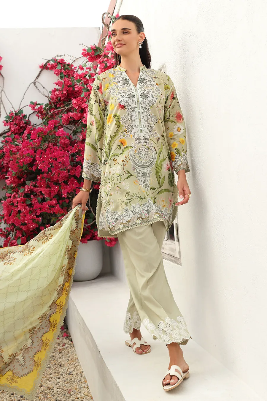 Gul Ahmed — 3 Piece Printed Lawn Suit with Printed Lawn Dupatta and Embroidered Schiffli Trouser Border
